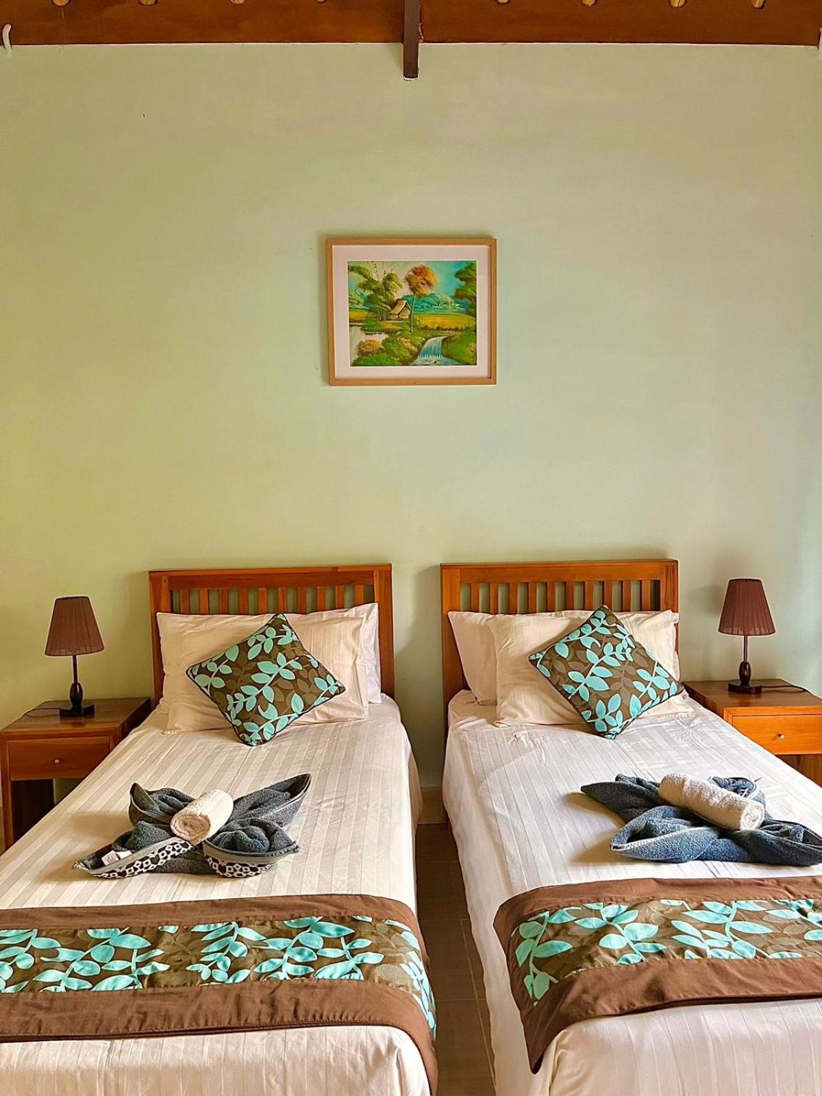 Cozy Cottages Lombok Senggigi Luaran gambar